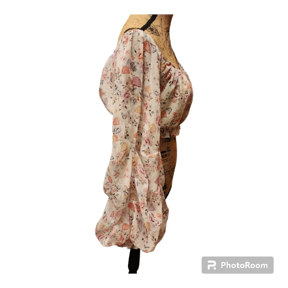 Sugar Thrillz floral half sheer blouse. On or off shoulder. - Picture 4 of 7